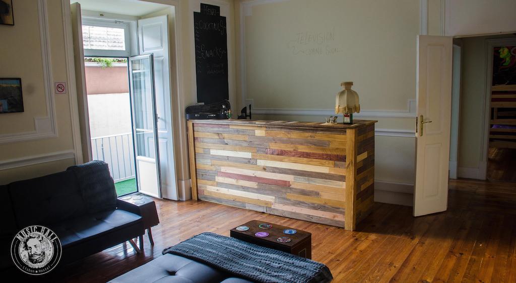 Music Hall Lisbon Hostel ภายนอก รูปภาพ